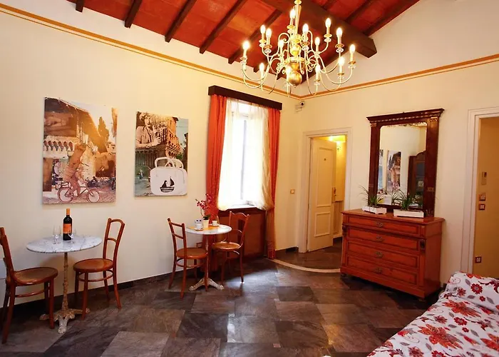 Casa De Fiori Apartments